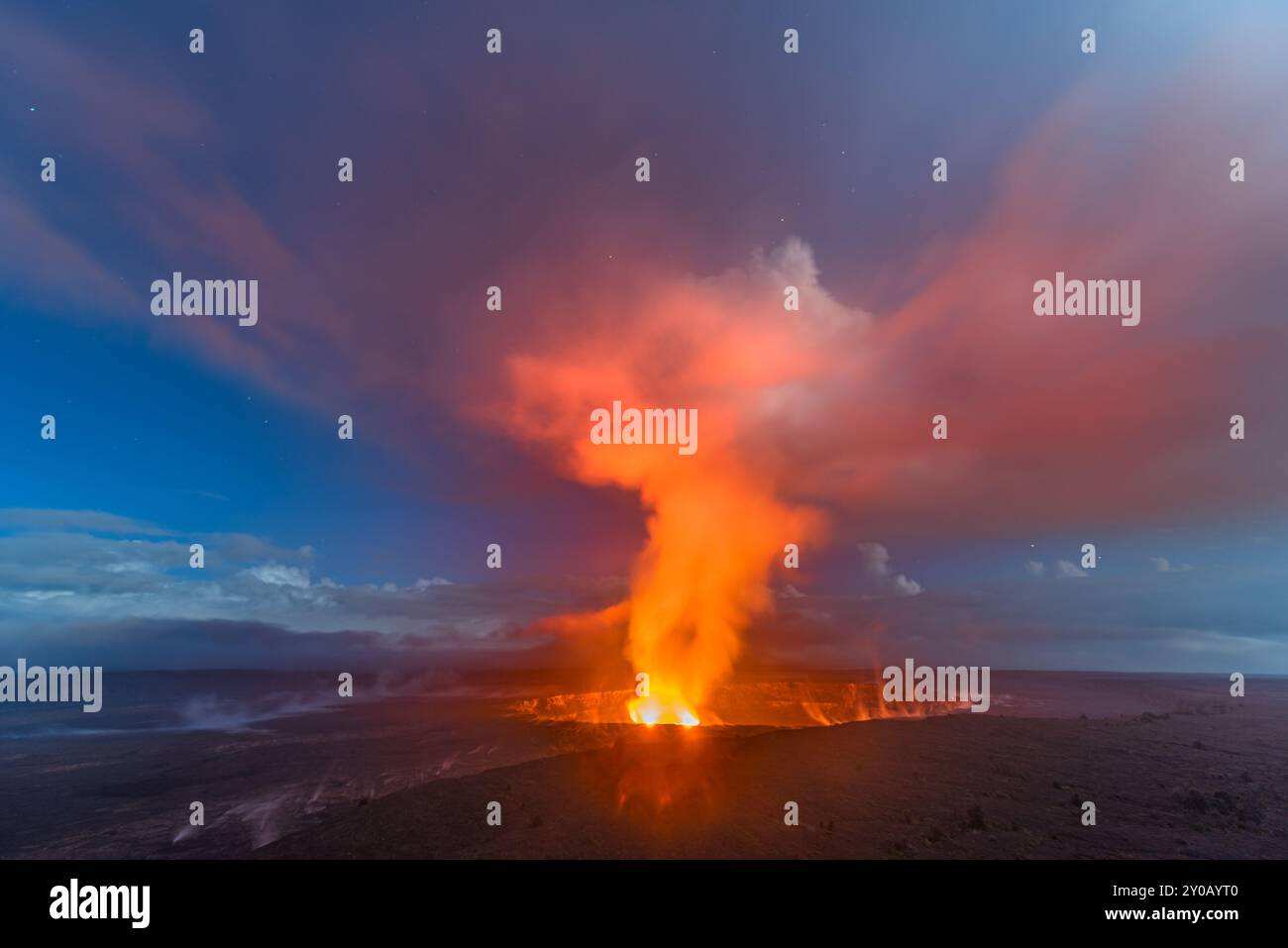 Hawaii volcano blue hawaiian hi-res stock photography and images - Alamy