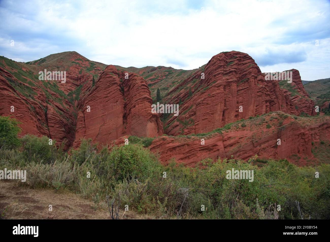 Red Rocks Mountians Scenic red rocks mountains in Kyrgyzstan Stock Photo - Alamy