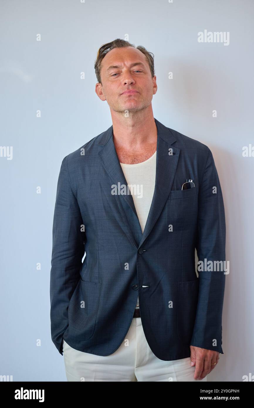 Copyright: Starpix/Alexander TUMA, 31.08.2024 Venedig , Jude LAW - 20240831 PD7433 Stock Photo