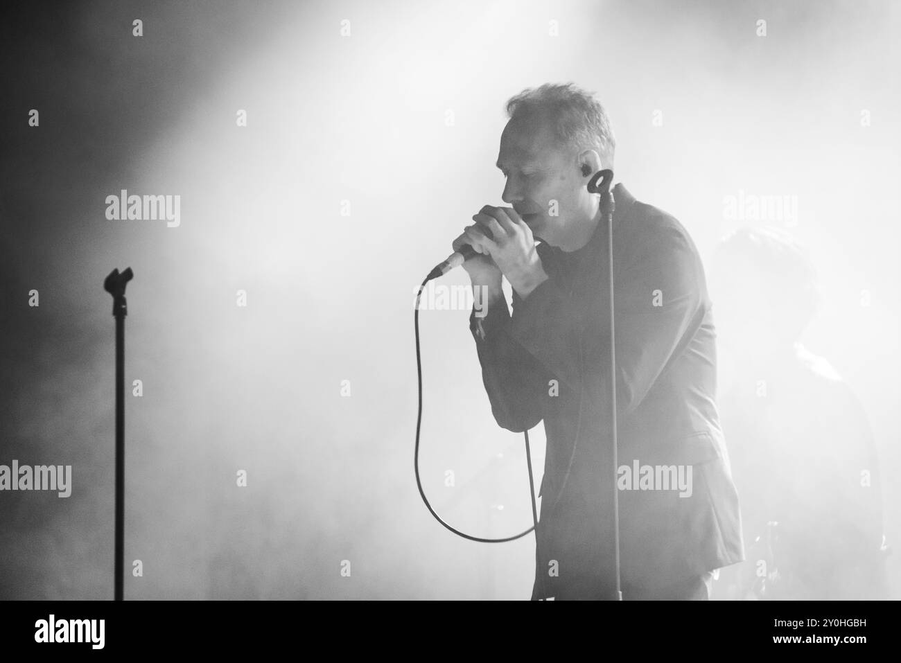 THE JESUS AND MARY CHAIN, CONCERT, 2024: Jim Reid the singer of the ...