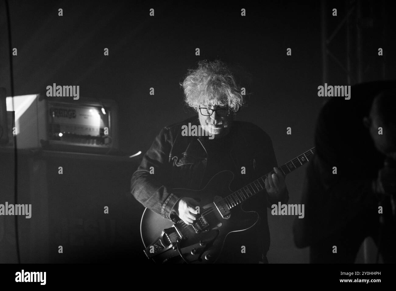 the-jesus-and-mary-chain-concert-2024-william-reid-the-lead