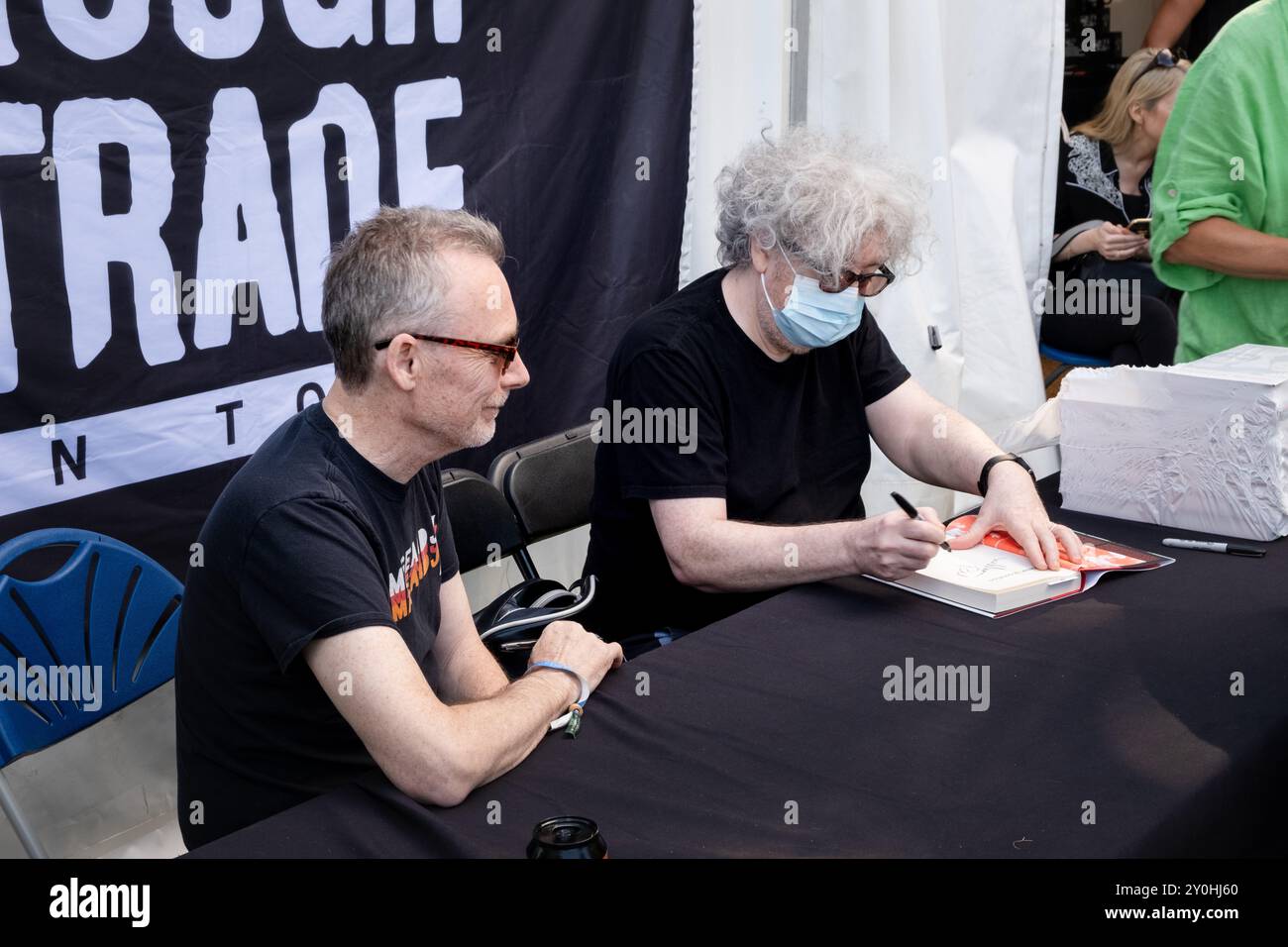 JESUS AND MARY CHAIN, SIGNING, 2024: Jim Reid and William Reid (masked ...