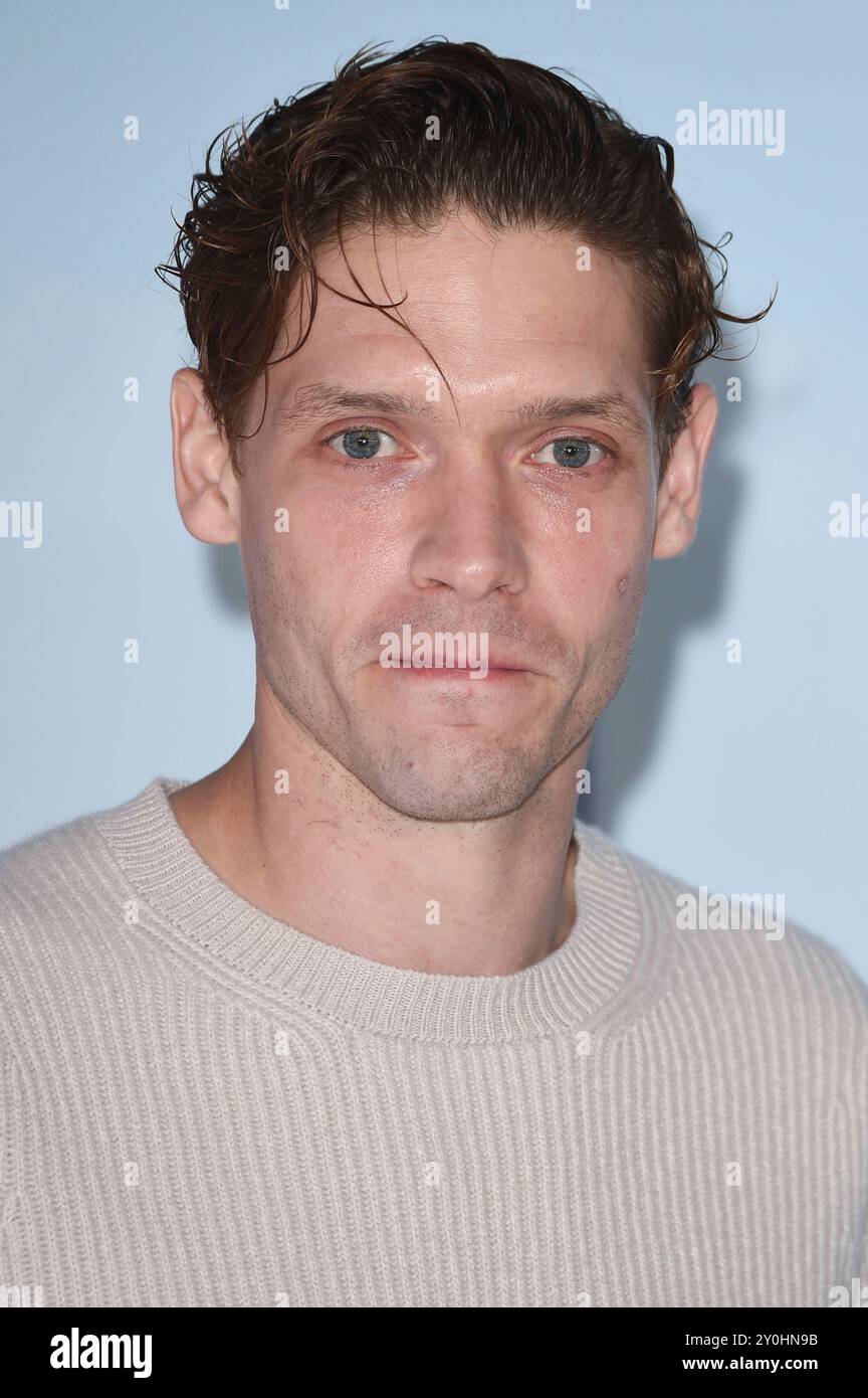 Billy Howle bei der Premiere der Netflix Mini-Serie The Perfect Couple ...