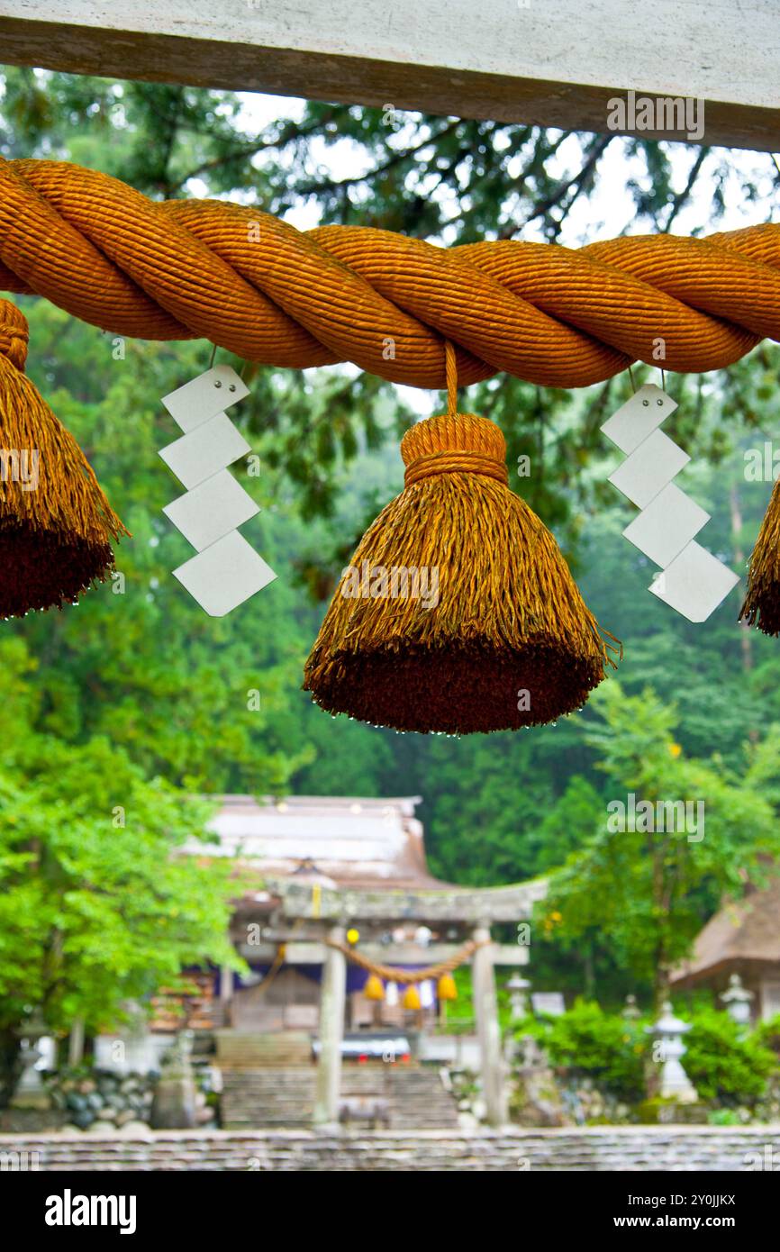 Shirakawa hachimangu shrine hi-res stock photography and images - Alamy