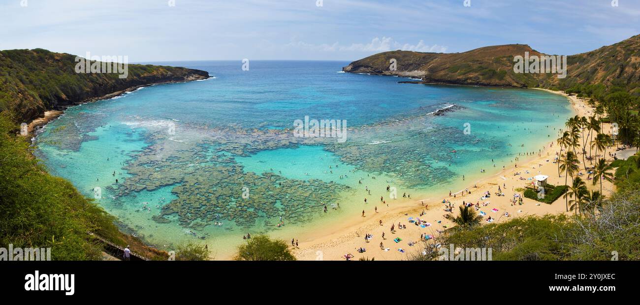 Hanauma bay marine reserve oahu hawaii hi-res stock photography and ...