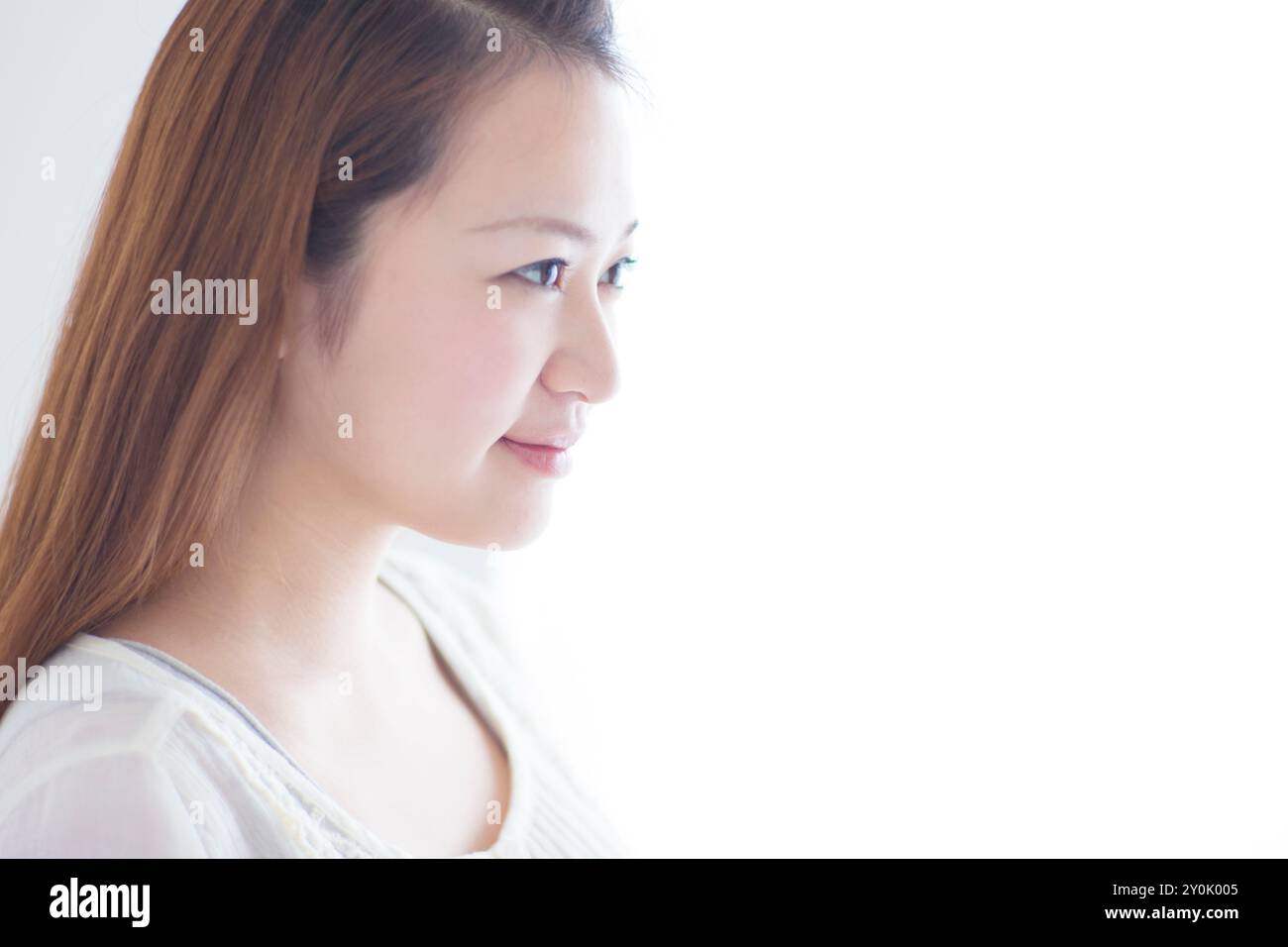 Profile of woman in her 20s Stock Photo - Alamy