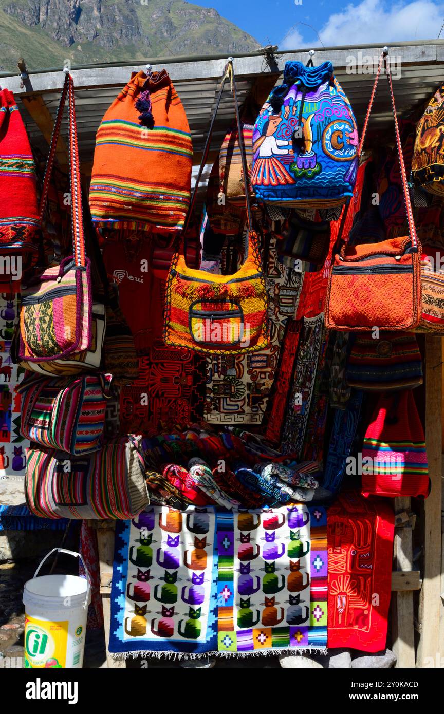 Souvenir stalls at Ollantaytambo ruins Stock Photo