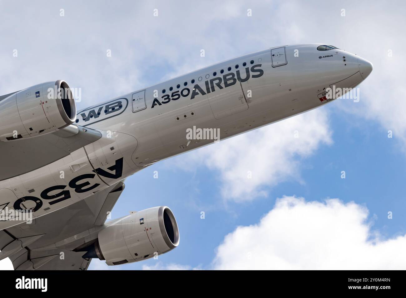 A350 xwb hi-res stock photography and images - Alamy