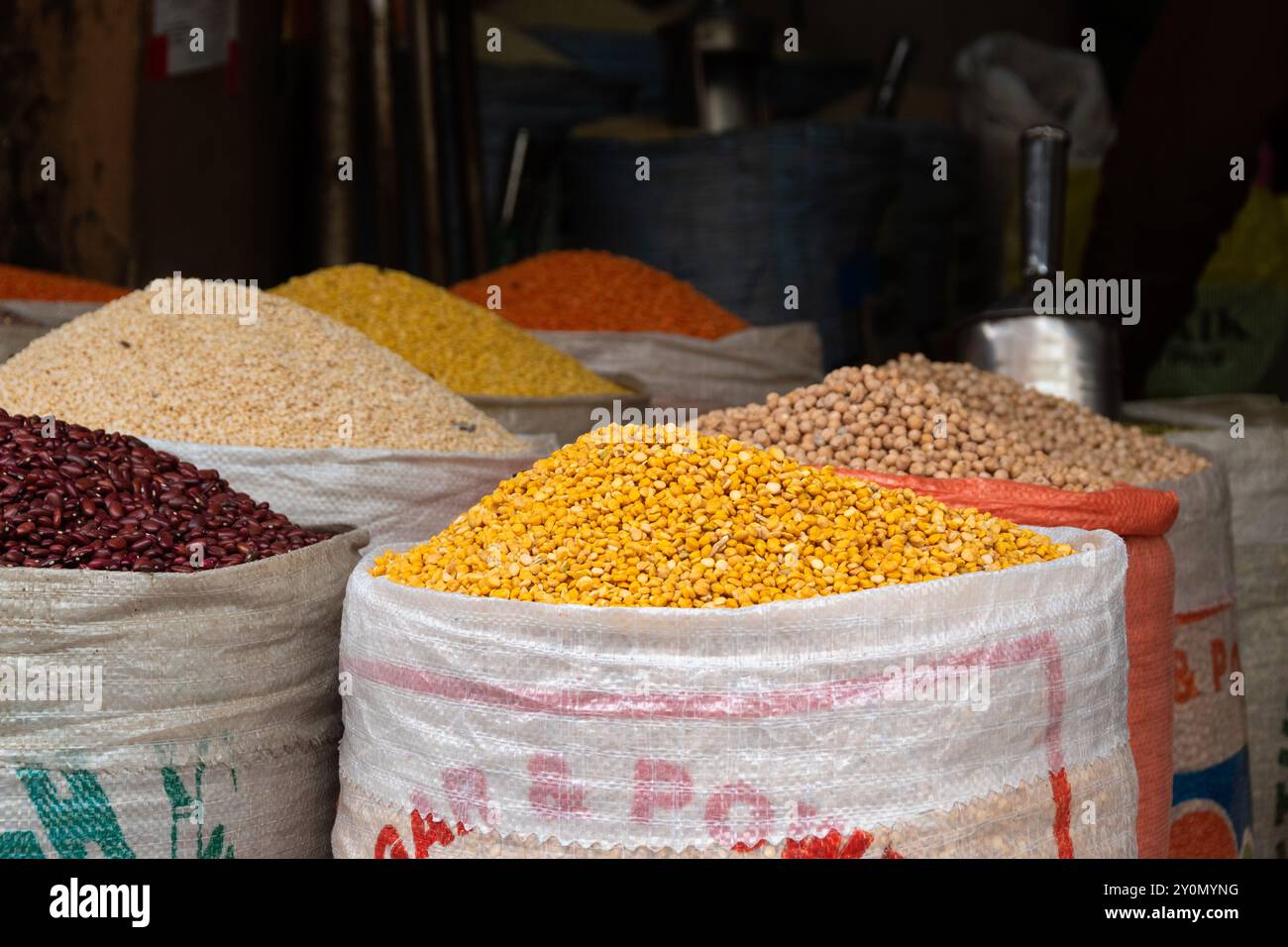 Cereales de colores hi-res stock photography and images - Alamy