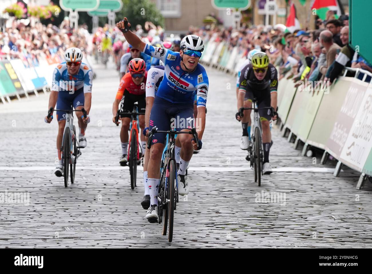 Paul Magnier wins stage one of the 2024 Lloyds Bank Tour of Britain Men