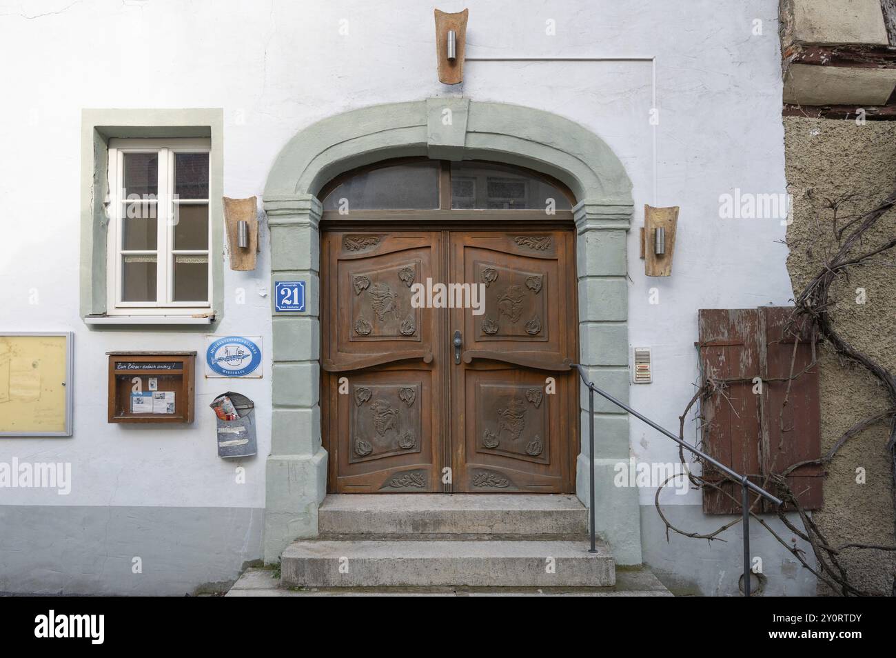 Baroque archway hi-res stock photography and images - Alamy