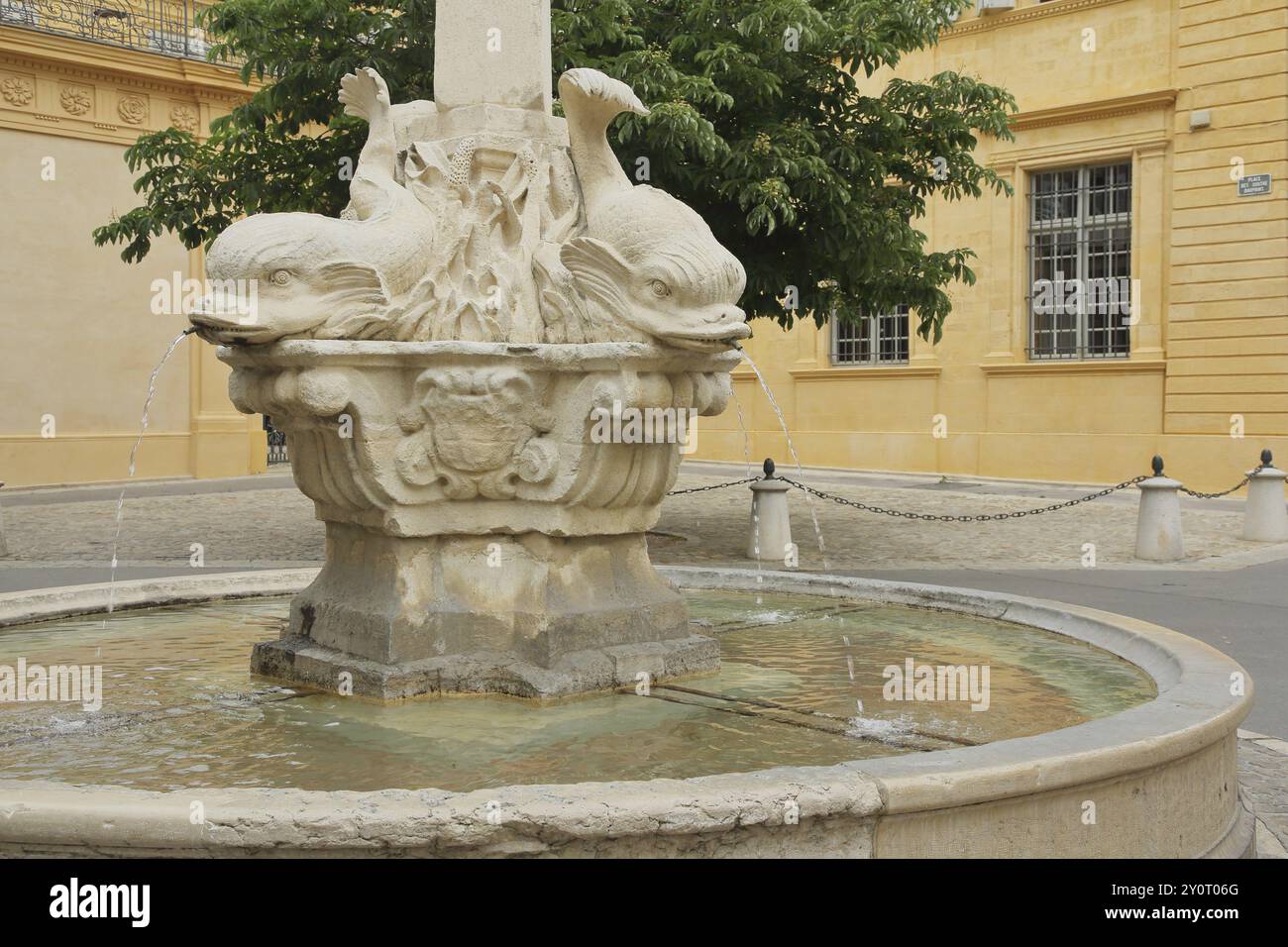 Fontaine des Quatre Dauphins with four white dolphin figures, dolphin fountain, sculptures, fish figures, Aix-en-Provence, Bouches-du-Rhone, Provence, Stock Photo
