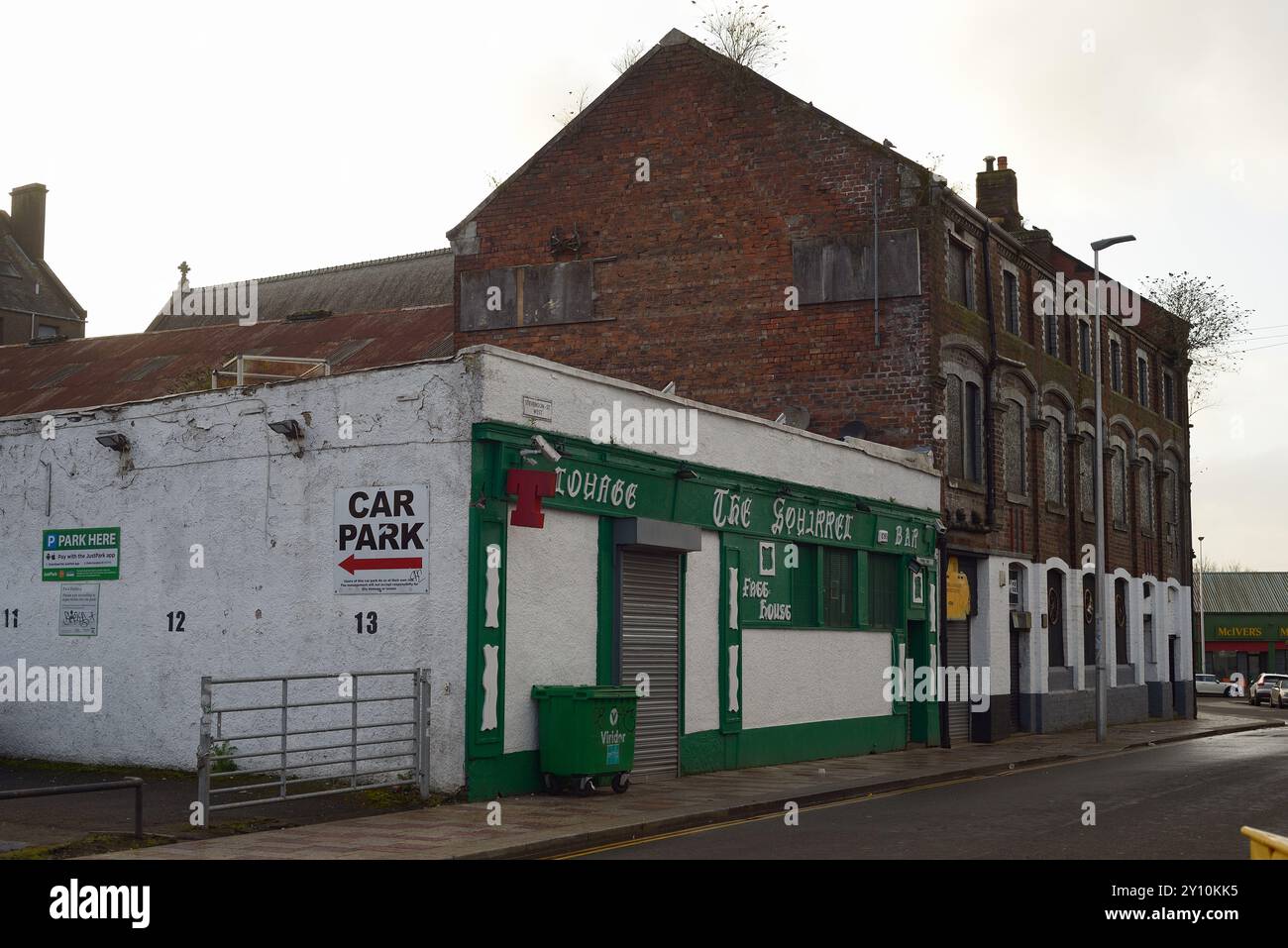 The Squirrel Bar on Stevenson St. Glasgow Stock Photo