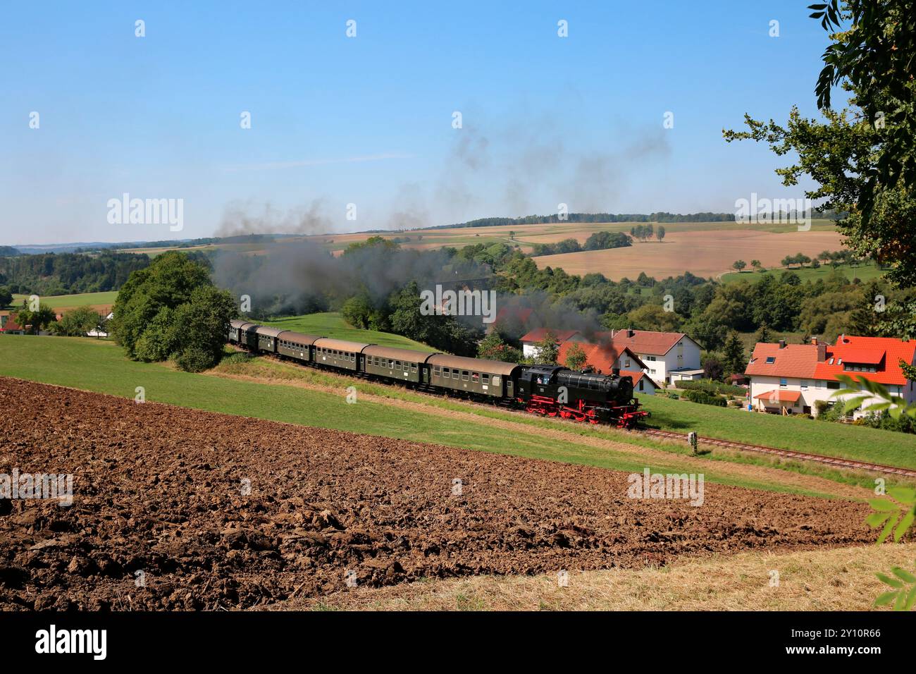 Sauschwänzlebahn Blumberg - Weizen with steam train Stock Photo