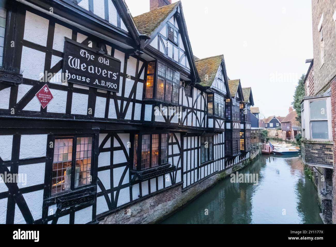 Old weavers house river stour hi-res stock photography and images - Alamy
