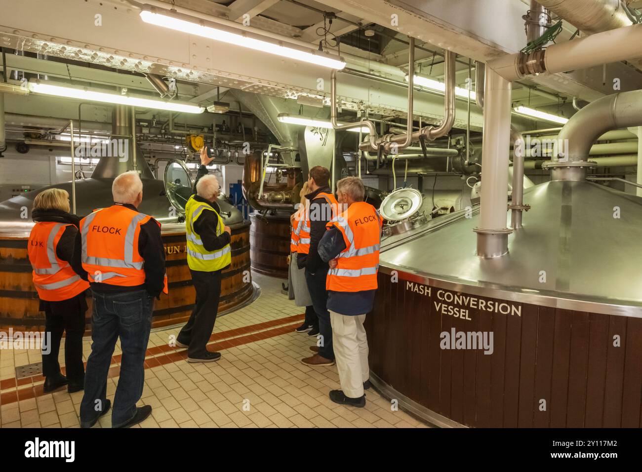 England, Kent, Faversham, Shepherd Neame, Britain's Oldest Brewer, Visitors on Brewery Tour Stock Photo