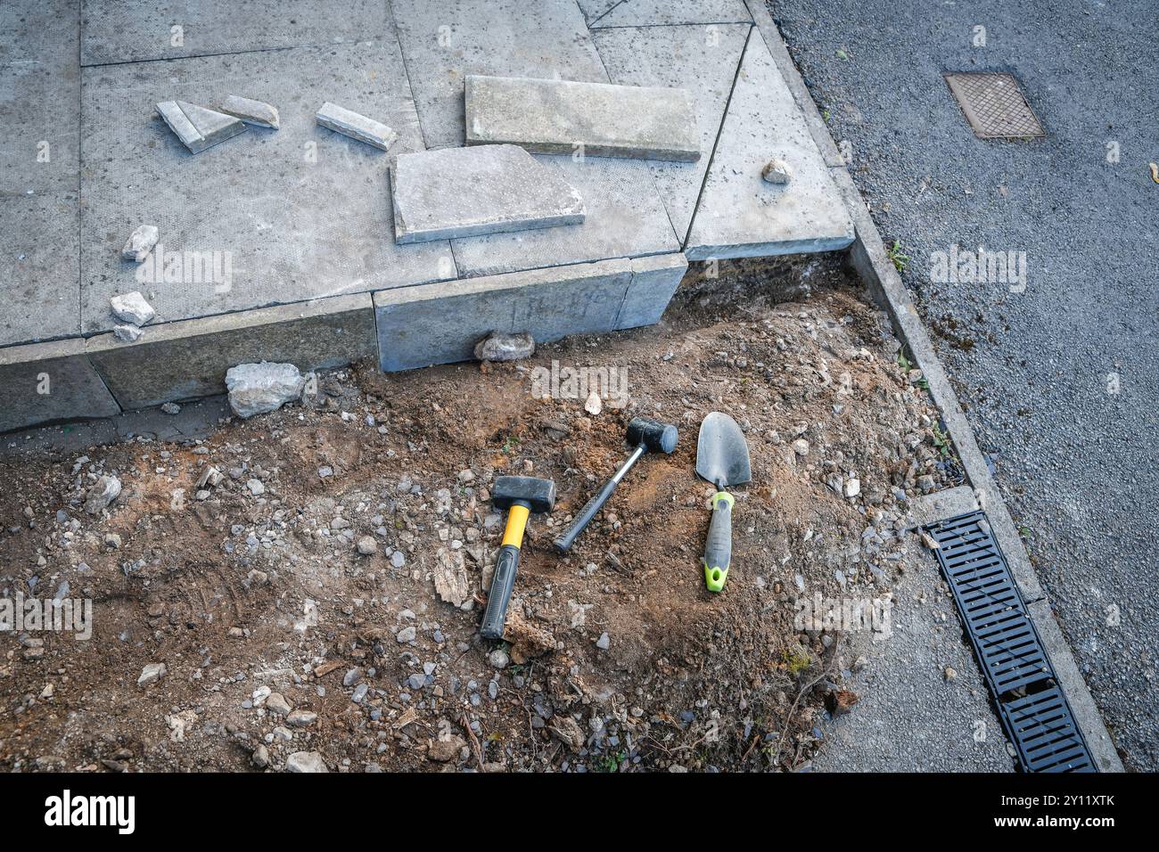 Interlocking pavers hi-res stock photography and images - Alamy