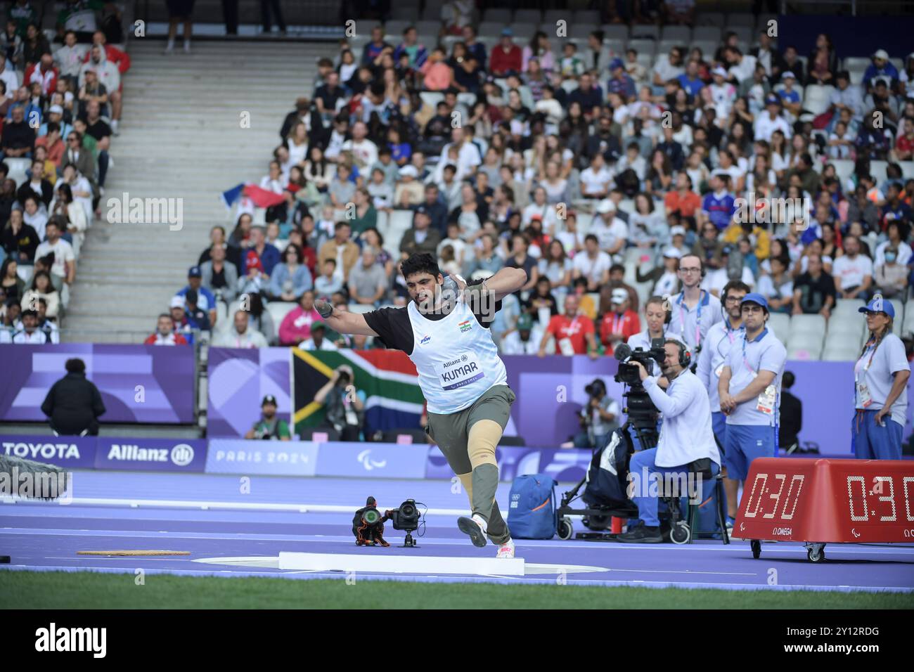 Rohit Kumar of India competing in the men’s F46 shot put final at the Paris 2024 Summer