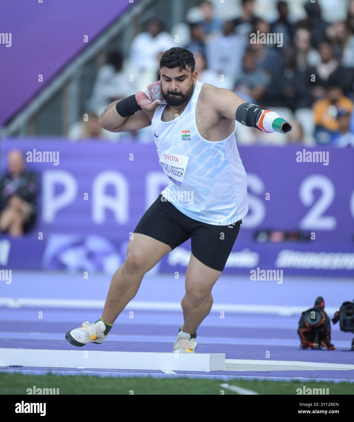 Yasser Mohd of India competing in the men’s F46 shot put final at the