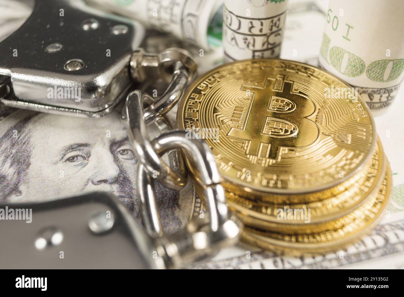 Golden handcuffs hi-res stock photography and images - Alamy