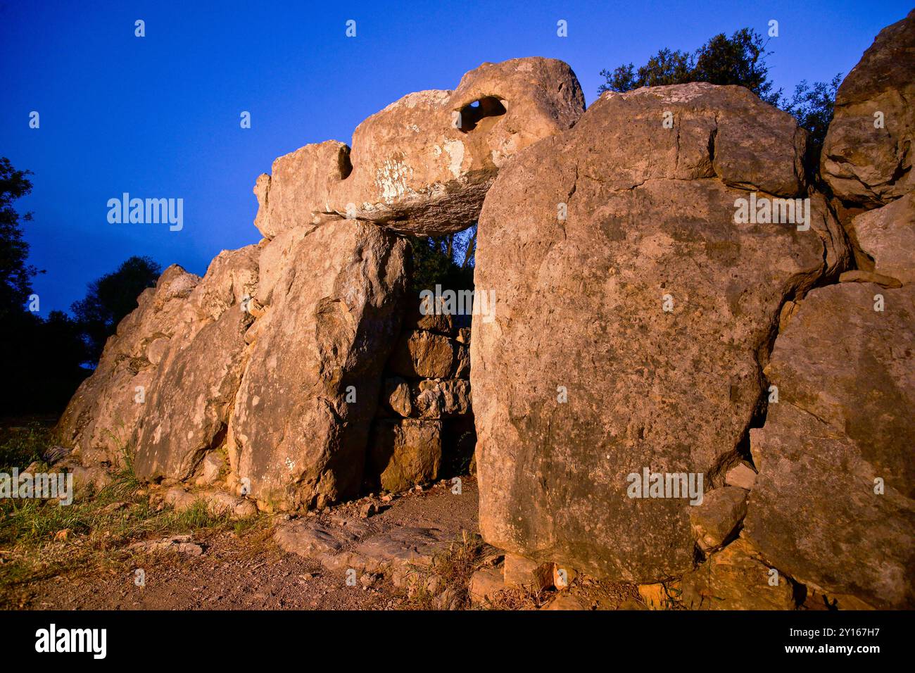 Ses Païsses archaeological site, stretch of wall with main entrance, 1000-800 BC, Artà, Mallorca, Balearic Islands, Spain. Stock Photo