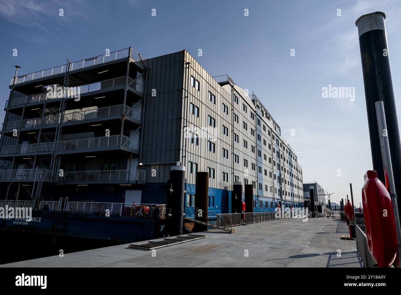 Reception pontoon hi-res stock photography and images - Alamy