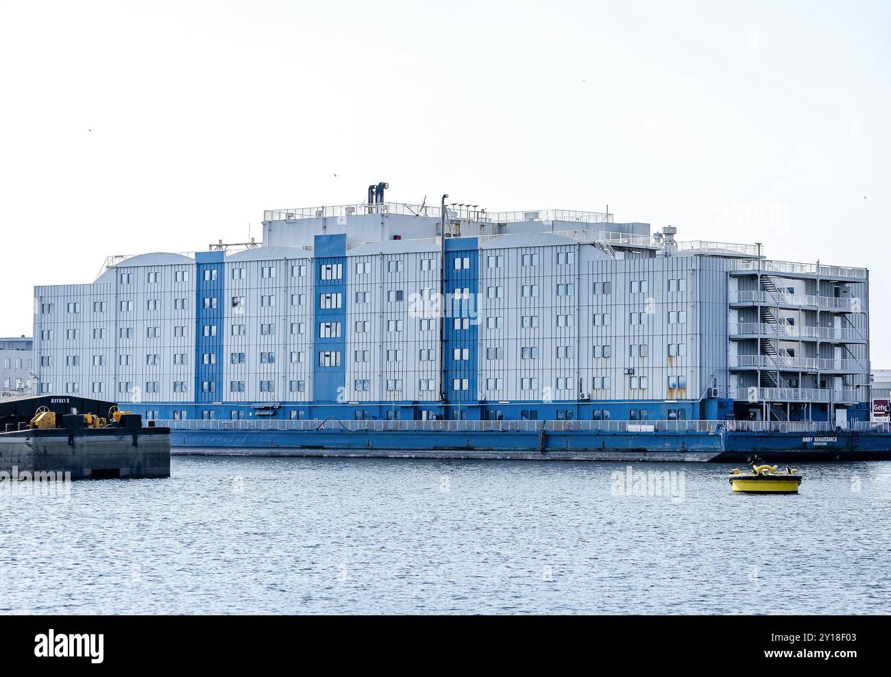 Reception pontoon hi-res stock photography and images - Alamy