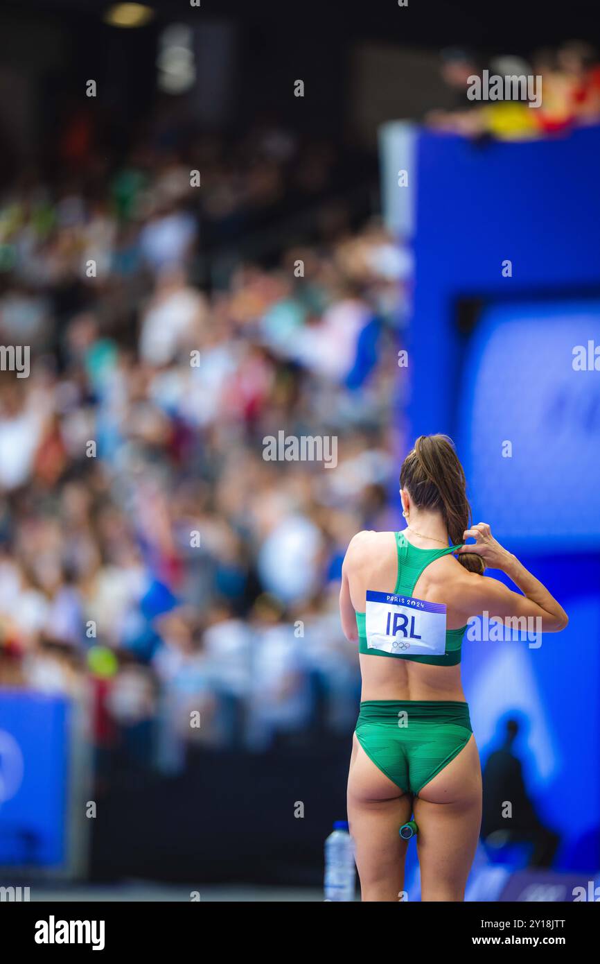 Sophie Becker participating in the 800 meters at the Paris 2024 Olympic Games. Stock Photo