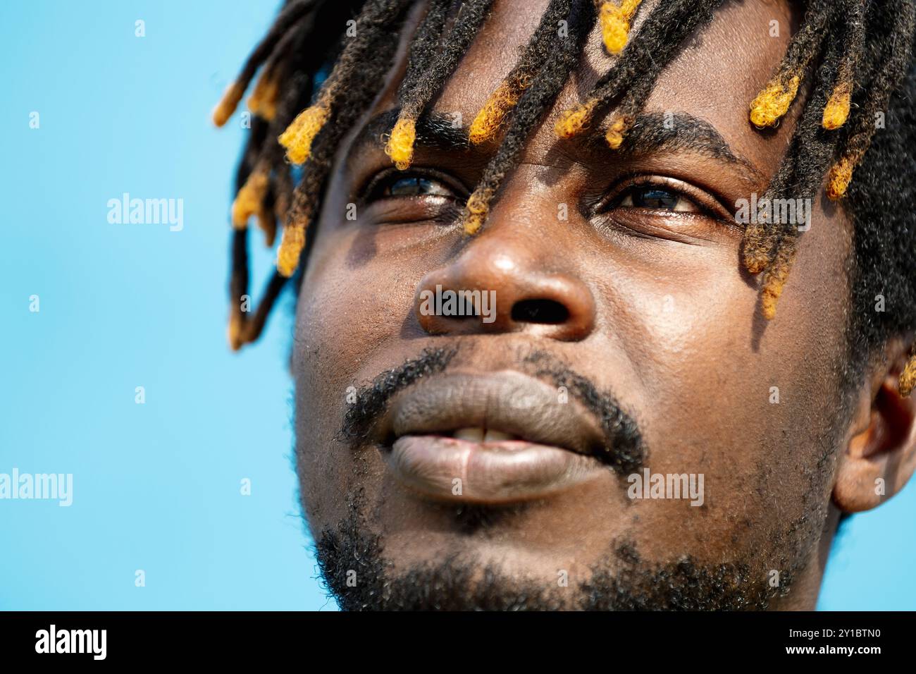 close-up of an attractive young black man Stock Photo - Alamy
