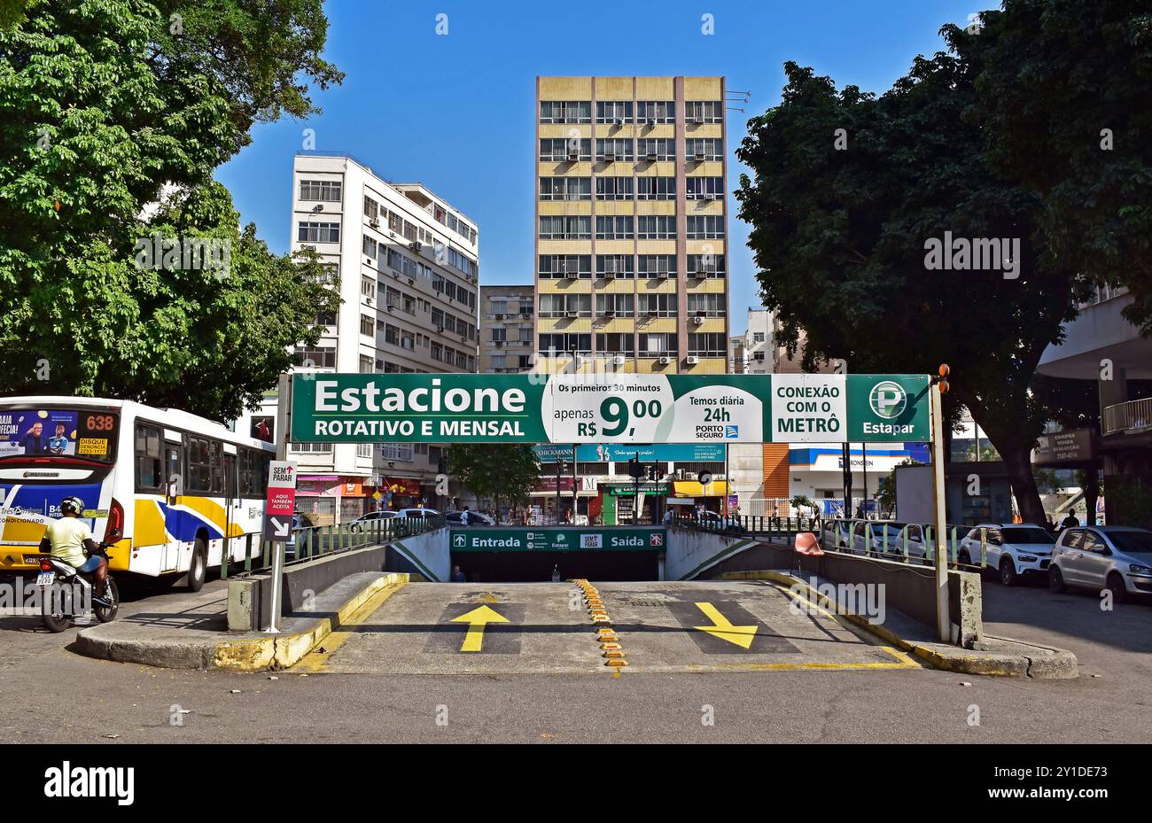 RIO DE JANEIRO, BRAZIL - August 31, 2024: Rotating and monthly parking system in the Tijuca neighborhood Stock Photo