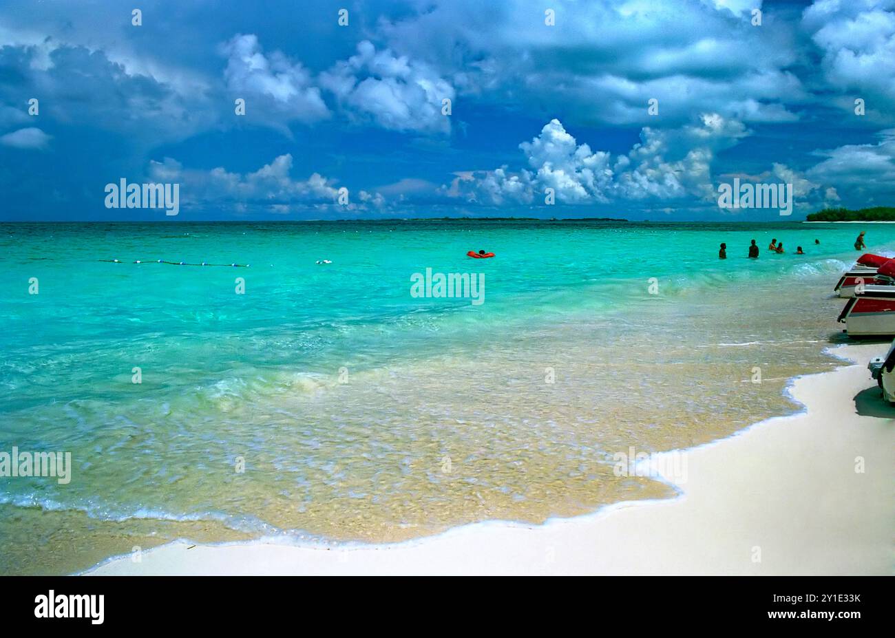 panorama-della-spiaggia-di-paradise-island-nell-arcipelago-delle