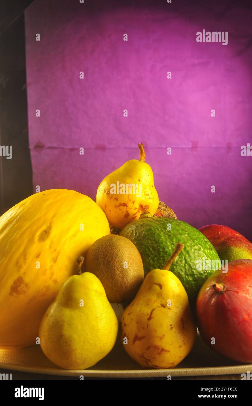Tropical fruits banana kiwi hi-res stock photography and images - Alamy