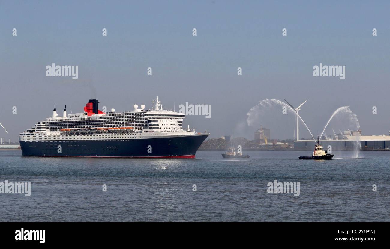 400th transatlantic voyage hires stock photography and images Alamy