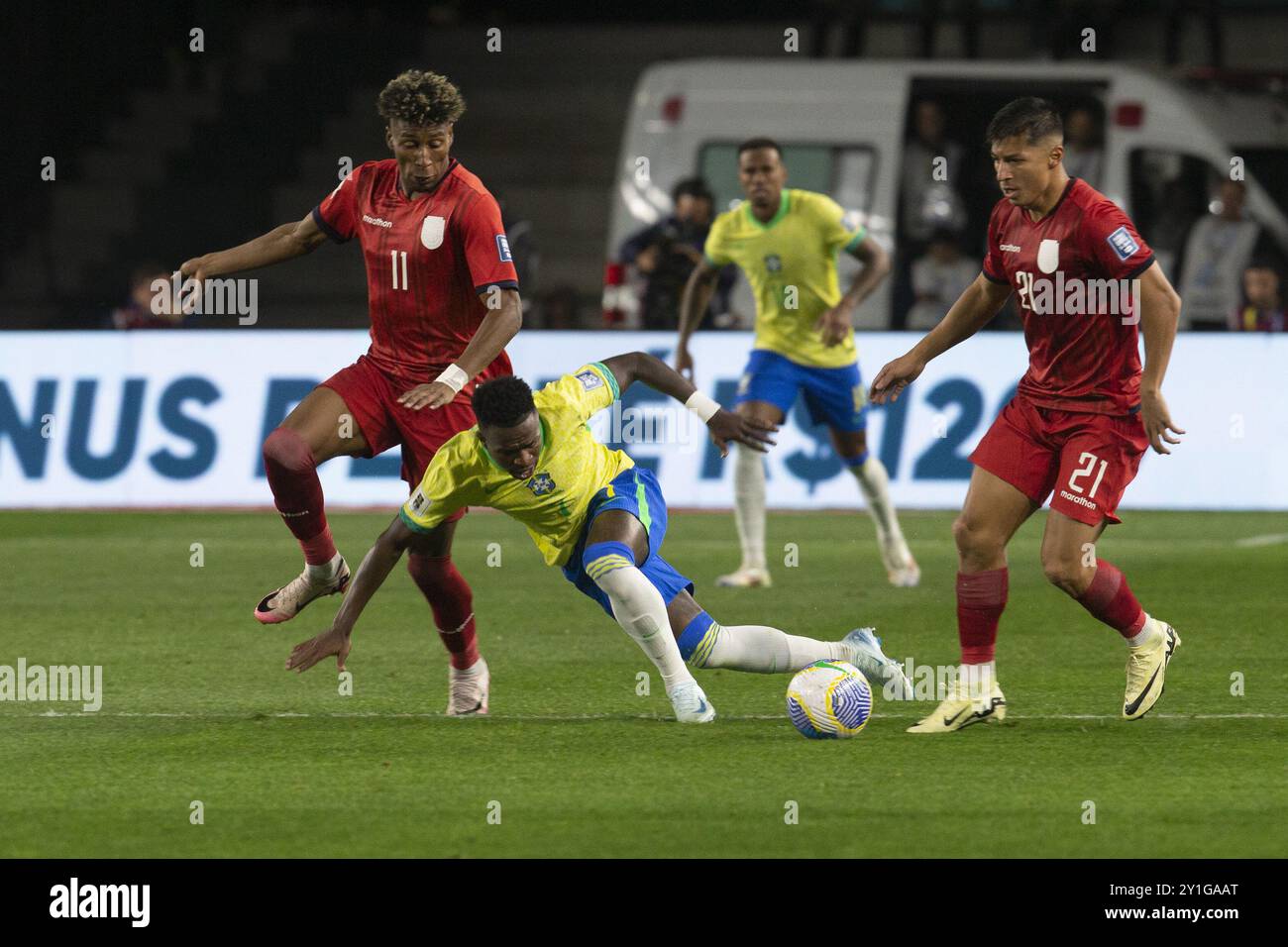 Curitiba, Brazil. 06th Sep, 2024. PR - CURITIBA - 09/06/2024 - 2026 WORLD CUP QUALIFIERS, BRAZIL x ECUADOR - Kevin Rodriguez, Vini Jr and Alan Fanco, fight for the ball, couto pereira, today Photo: Hedeson Alves/AGIF Credit: AGIF/Alamy Live News Stock Photo