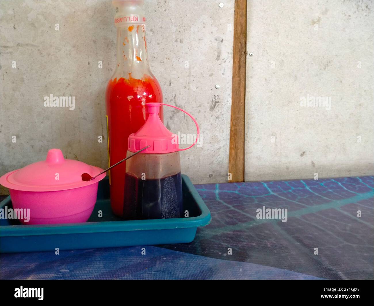Grill sauces hi-res stock photography and images - Alamy
