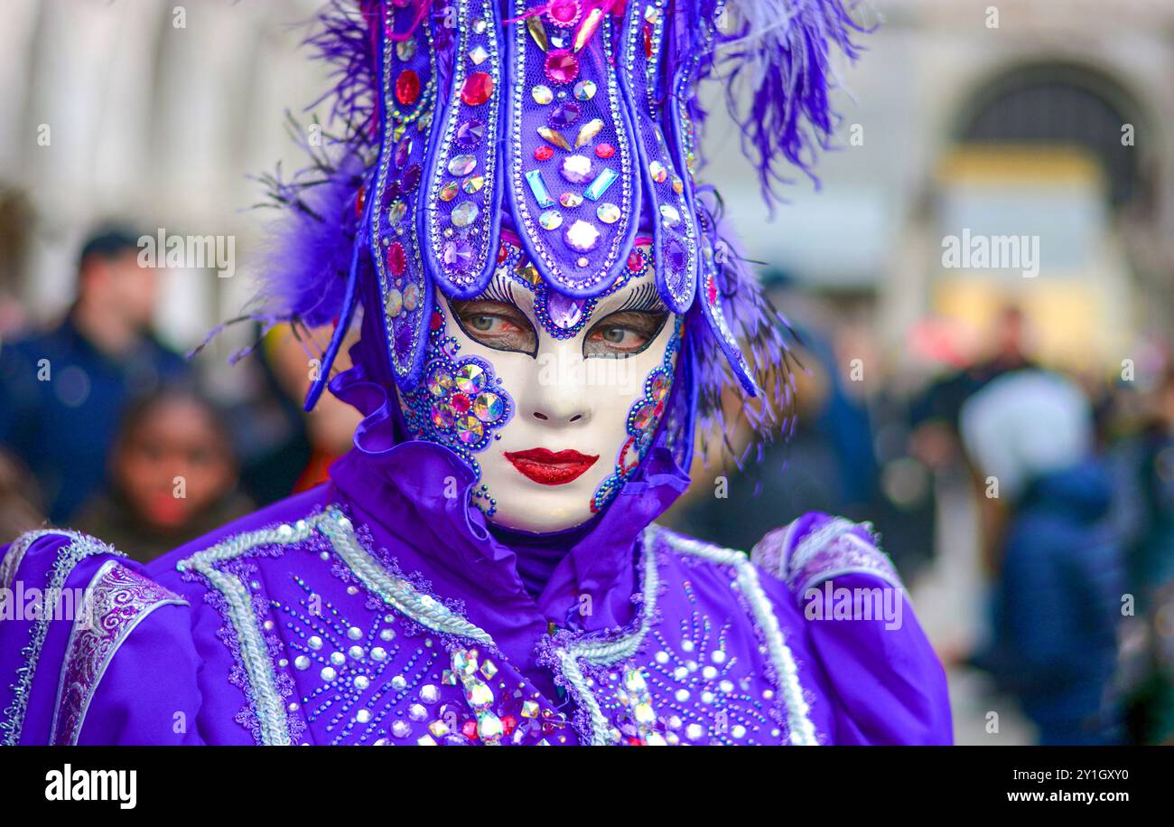 Carnival trinidad masquerade hi-res stock photography and images - Alamy