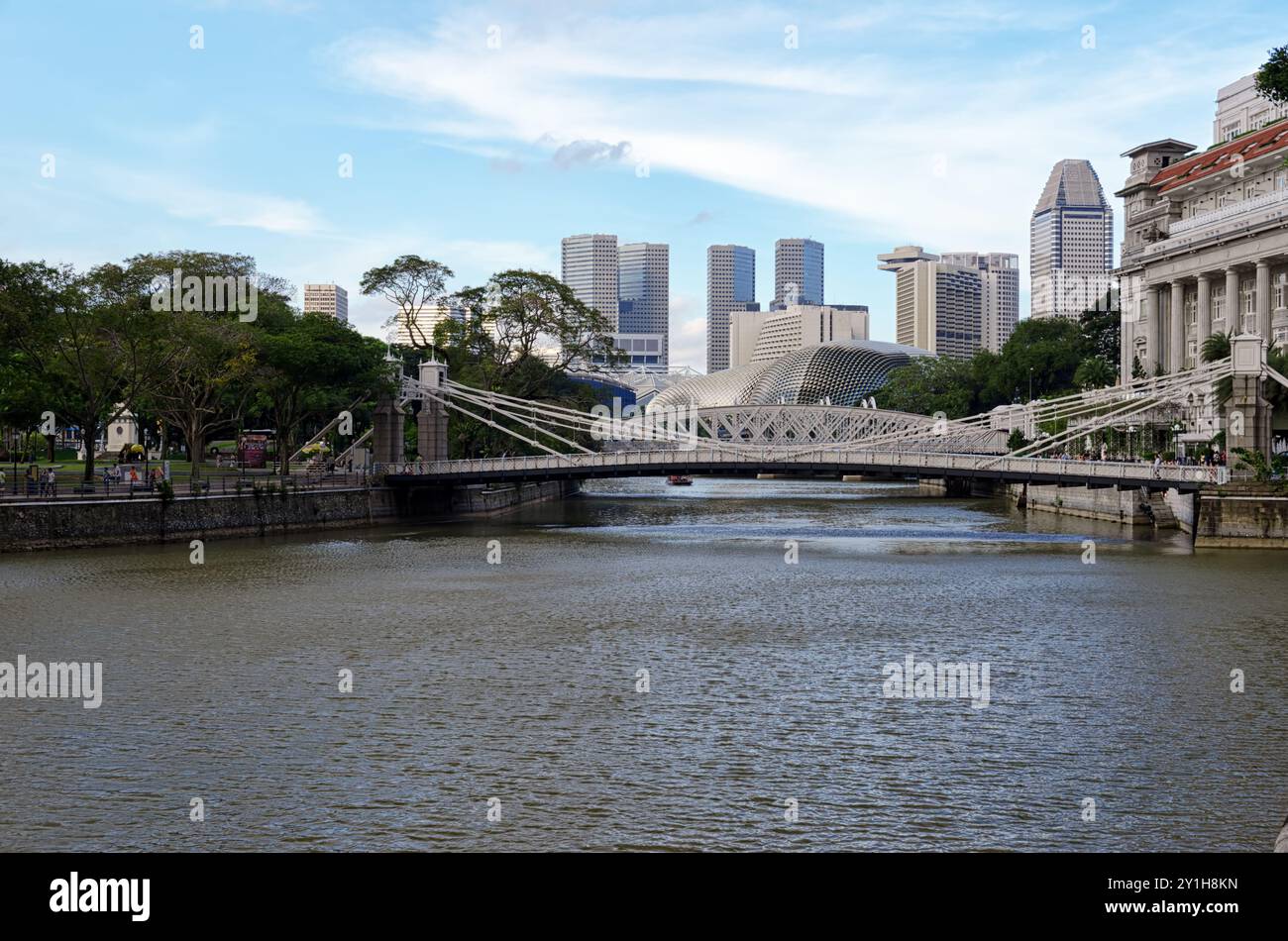 Singapore time corporate hi-res stock photography and images - Alamy