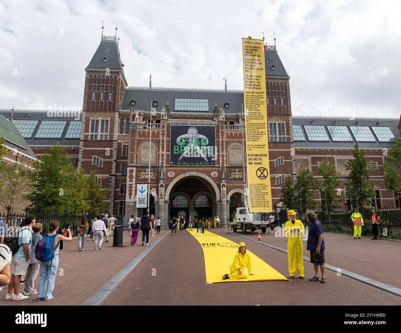 Amsterdam The Netherlands 7th September 2024 In the centre of Amsterdam members of the environmental group Extinction Rebellion block the entrances of the Rijksmuseum art gallery to protest against one of their main sponsors ING bank. According to the group ING is also one of the main sponsors of the fossil fuel industries claiming that there will be no art if there is no planet. demo, demonstration, chained, Stock Photo