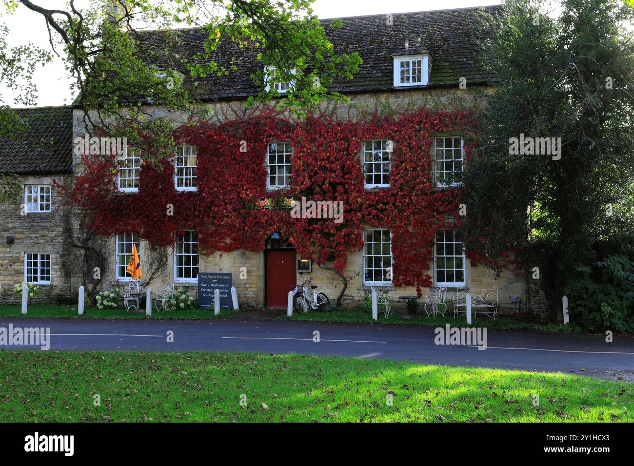 Fox and hounds exton hi-res stock photography and images - Alamy