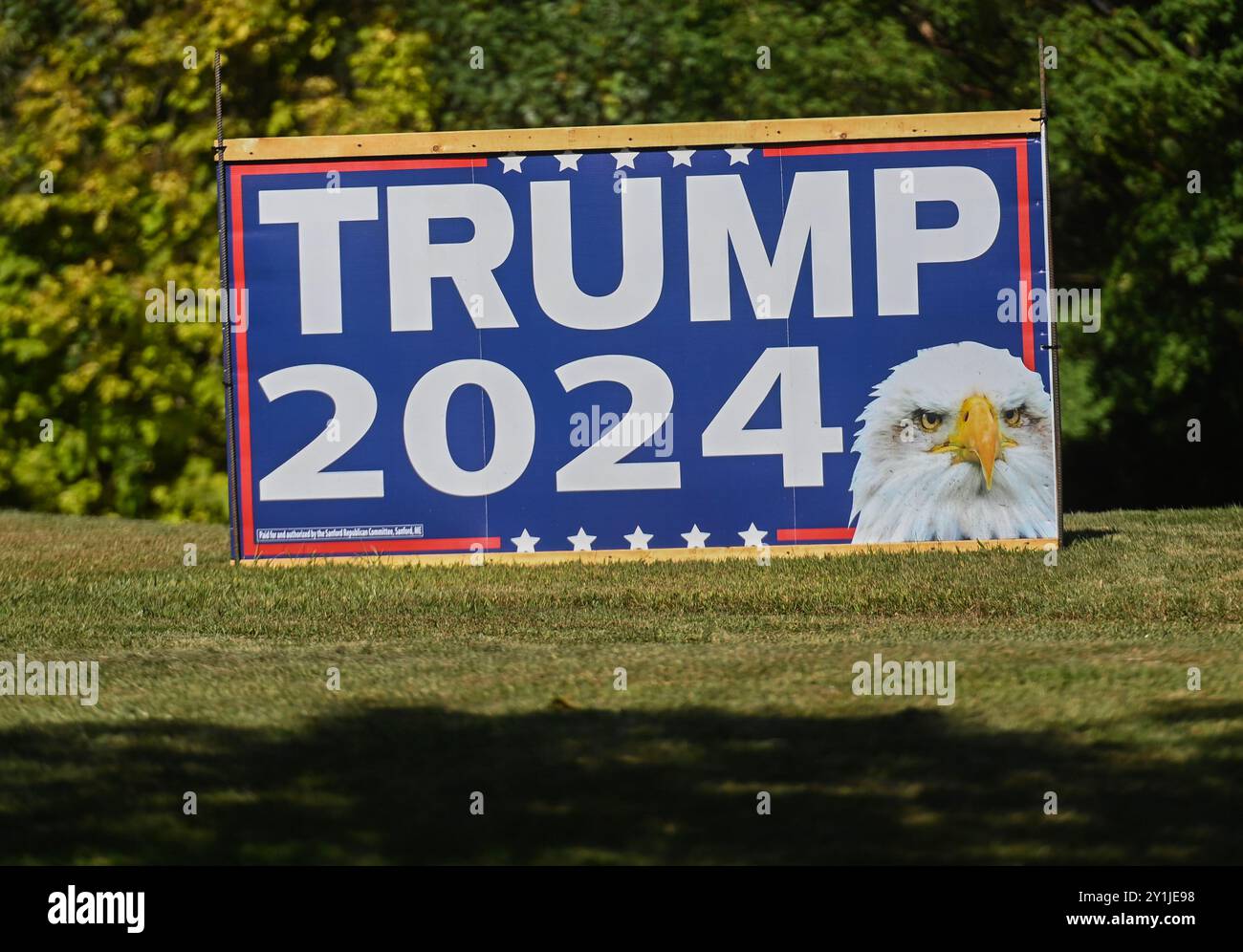A Trump US 2024 Presidential Election campaign sign Stock Photo - Alamy
