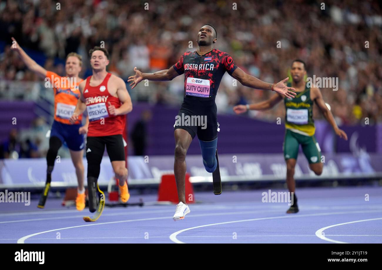 Costa Rica's Sherman Isidro Guity Guity winning gold in the Men's 200m