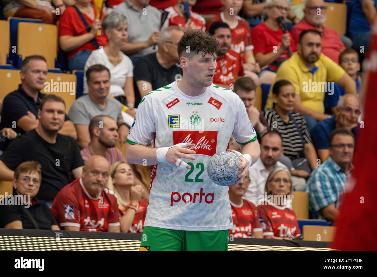 06.09.2024, 2. HBL (Handball-Bundesliga), 1. Spieltag: Eulen Ludwigshafen gegen GWD Minden. Bild: Philipp Vorlicek (22, Minden) Stock Photo