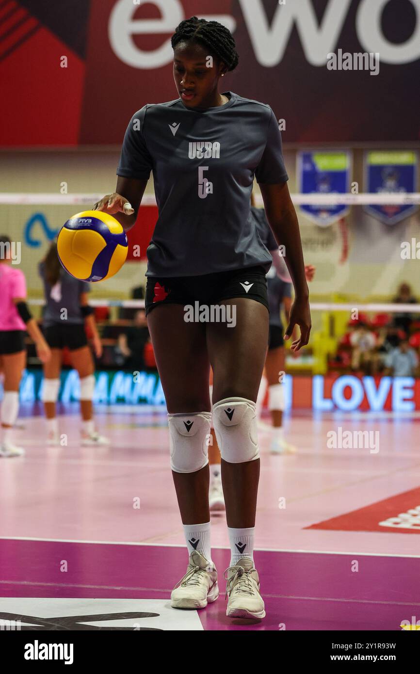 Aleksandr Zaxarovning porno fotosuratlari Uy qurilishi biseksual pornosini onlayn tomosha qiling