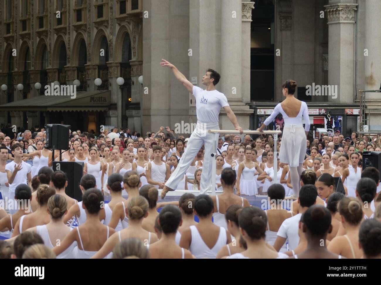 closing-event-in-piazza-duomo-of-the-2024-dance-week-with-roberto-bolle