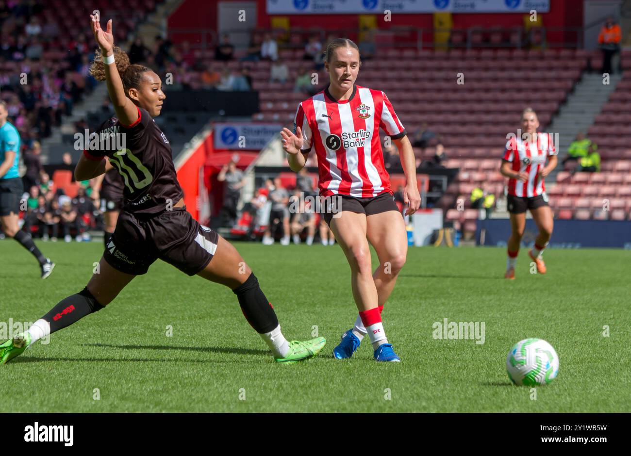 Southampton, UK. 8th Sep, 2024. Lexi Lloyd-Smith (10 Bristol City) and Lucia Kendall (4 Southampton) in action during the Barclays Womens Championship game between Southampton and Bristol City at St Marys Stadium, Southampton. (Tom Phillips/SPP) Credit: SPP Sport Press Photo. /Alamy Live News Stock Photo
