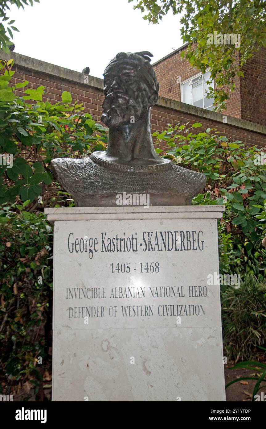 Kastrioti skanderbeg hi-res stock photography and images - Alamy