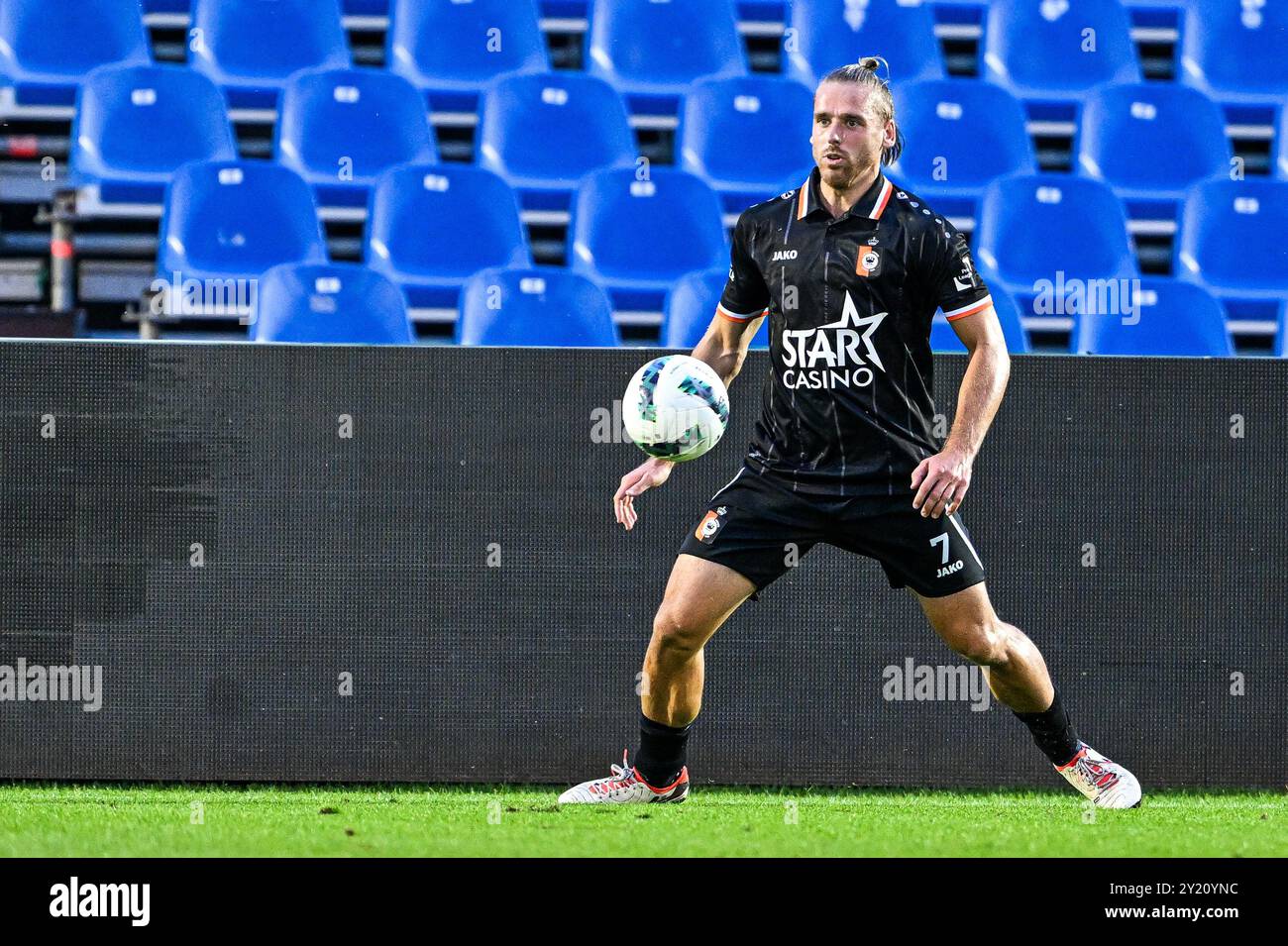 Alessio Staelens (7) of KMSK Deinze pictured during a soccer game between KMSK Deinze and Dikkelvenne during the 1st round in the Croky Cup 2024-2025 season , on  Sunday 8 September 2024  in Deinze , Belgium . PHOTO SPORTPIX | Stijn Audooren Stock Photo