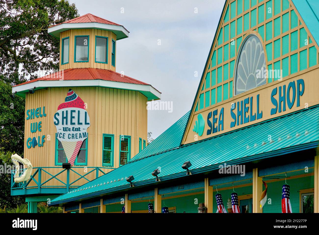 Se Shell. Shop Shell shop hi-res stock photography and images - Alamy