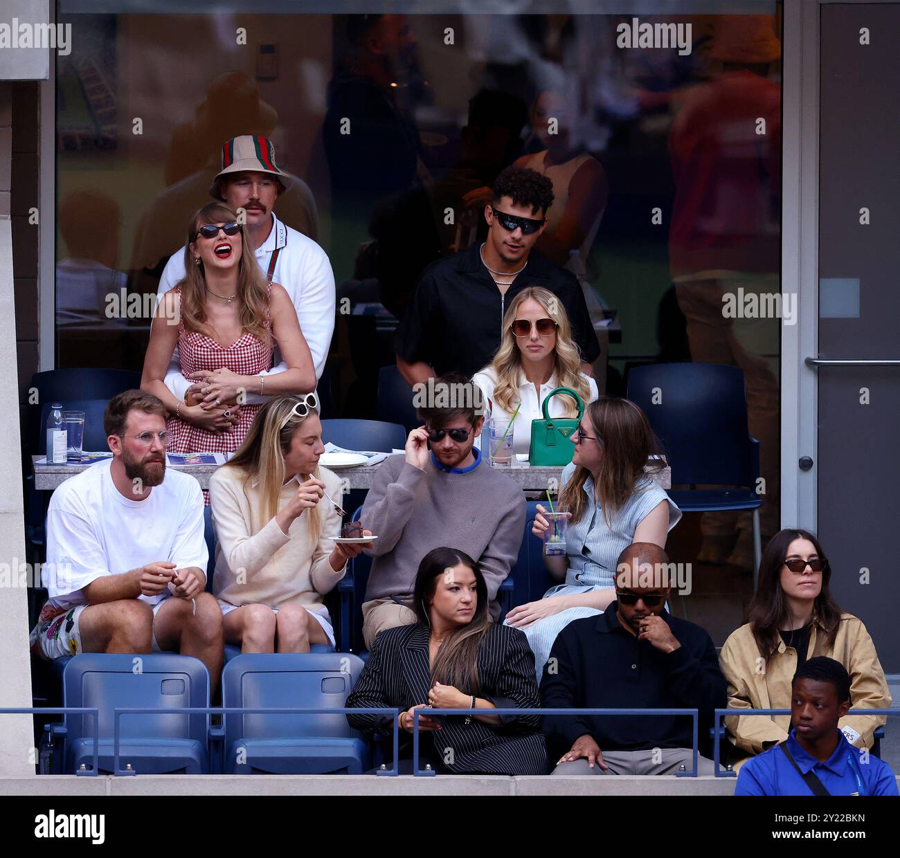 Brittany taylor hi-res stock photography and images - Page 5 - Alamy, image size:1300x1240