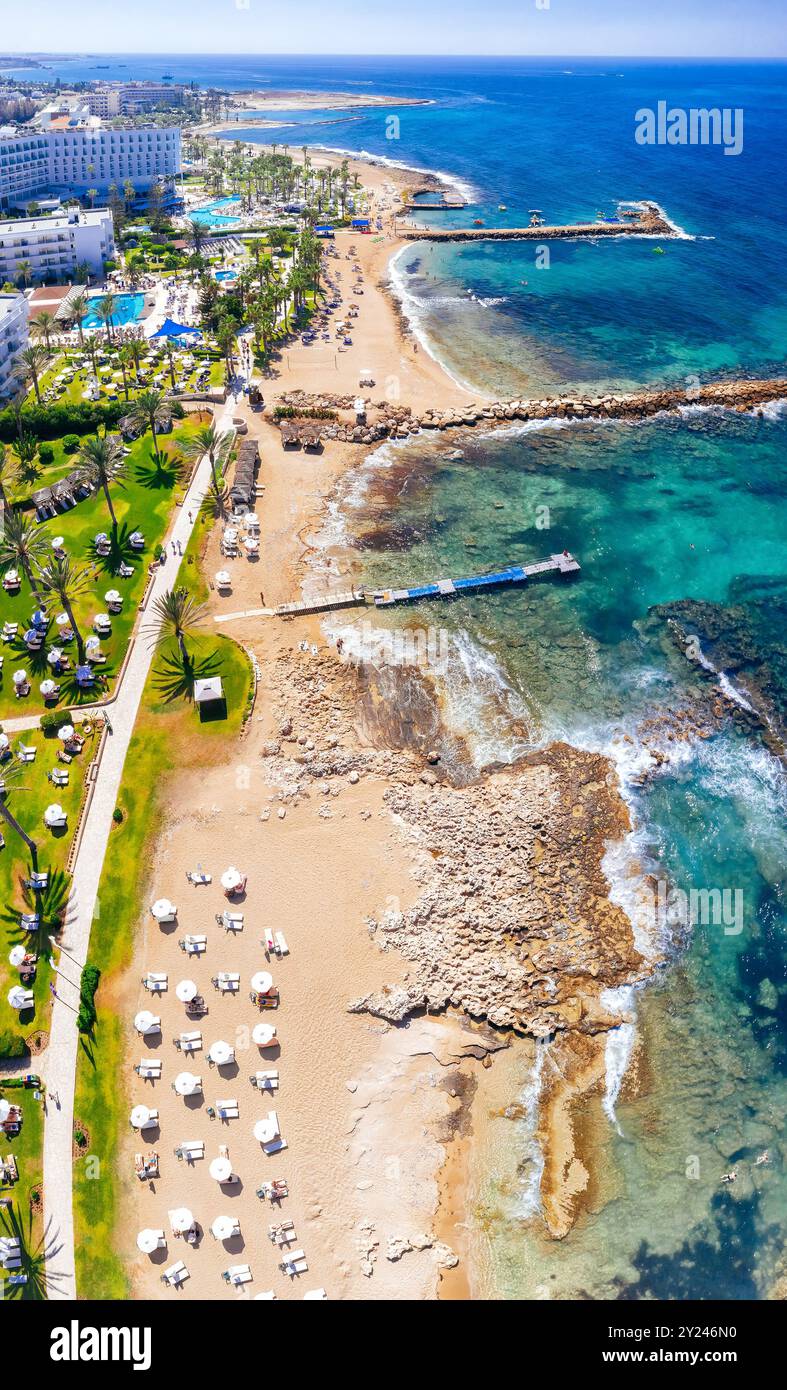Aerial view sandy beach sunbeds hi-res stock photography and images - Alamy